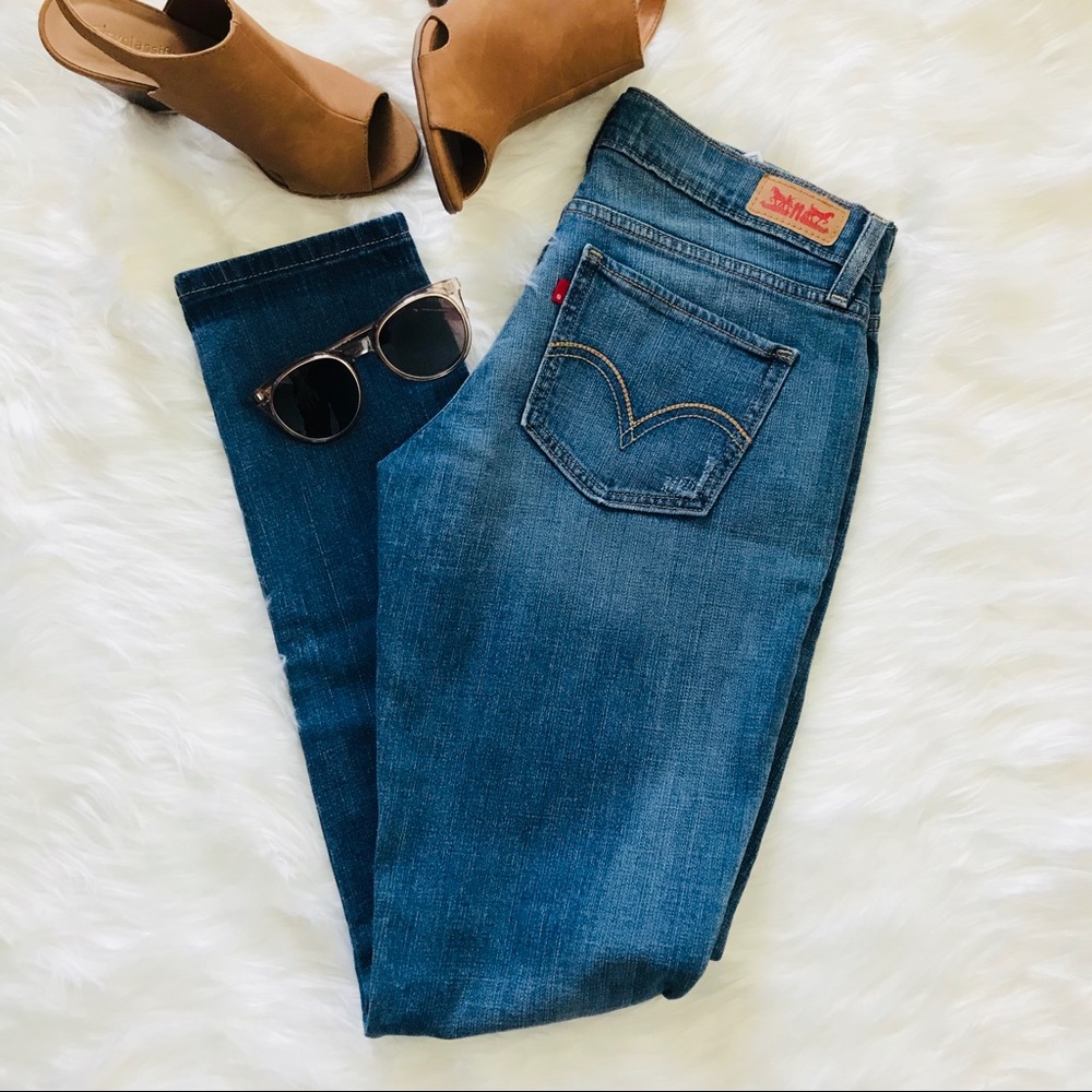 Levi’s 524 skinny women jeans size 7M